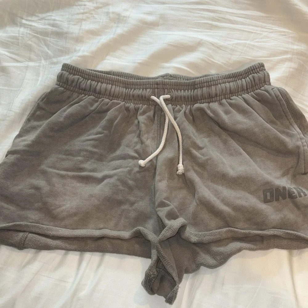 RAW LOUNGE OVERSIZED SHORTS - Picture 5 of 7